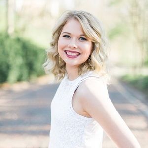 Meet your Posher, Abby